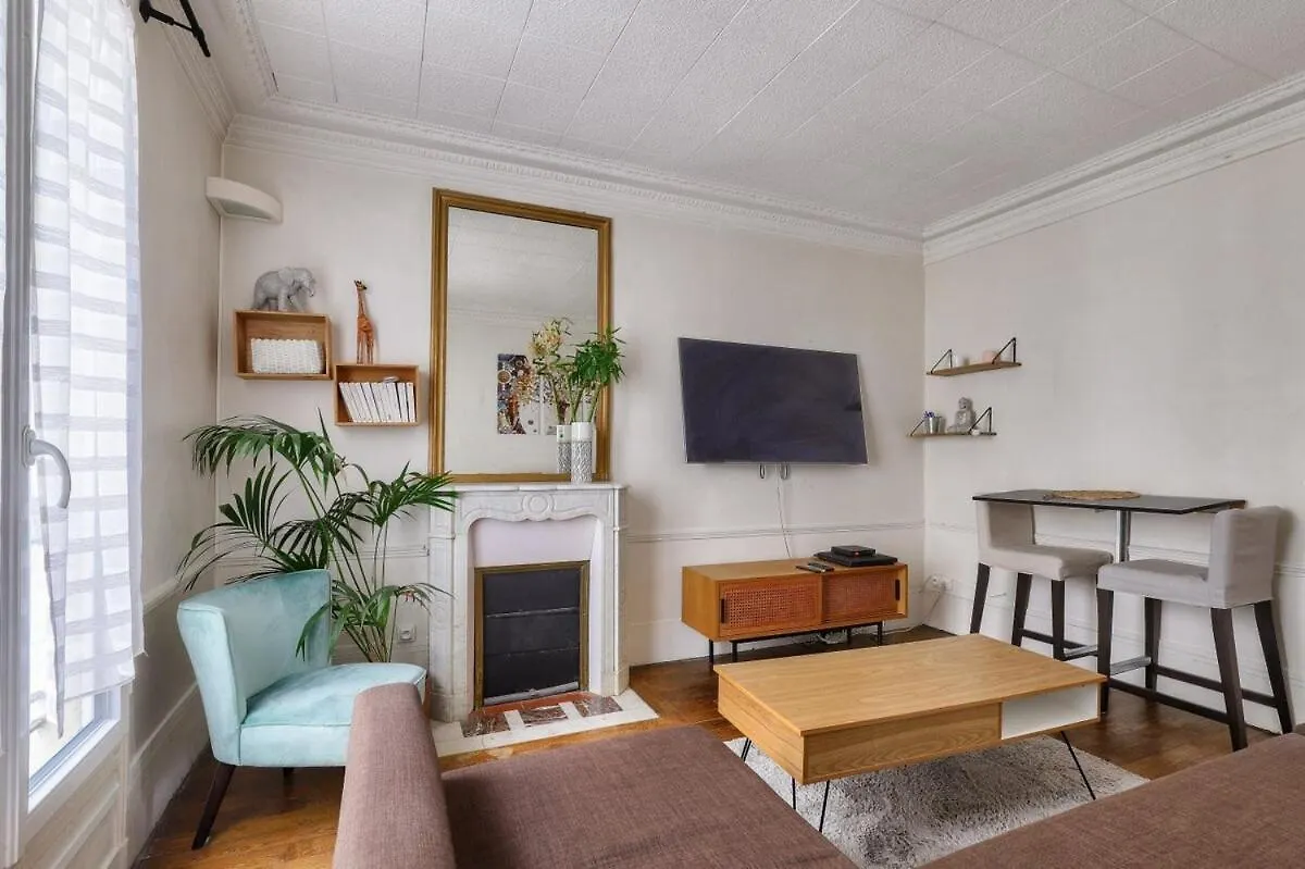 Cosy 2 Bedroom Flat Near Place D'Italie Paris France